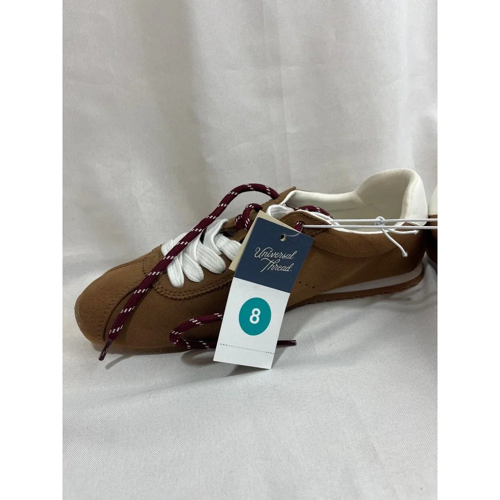 Universal Thread Womens Brown Suede Like Sneakers Low Top Gum Sole Size 8 NWT
